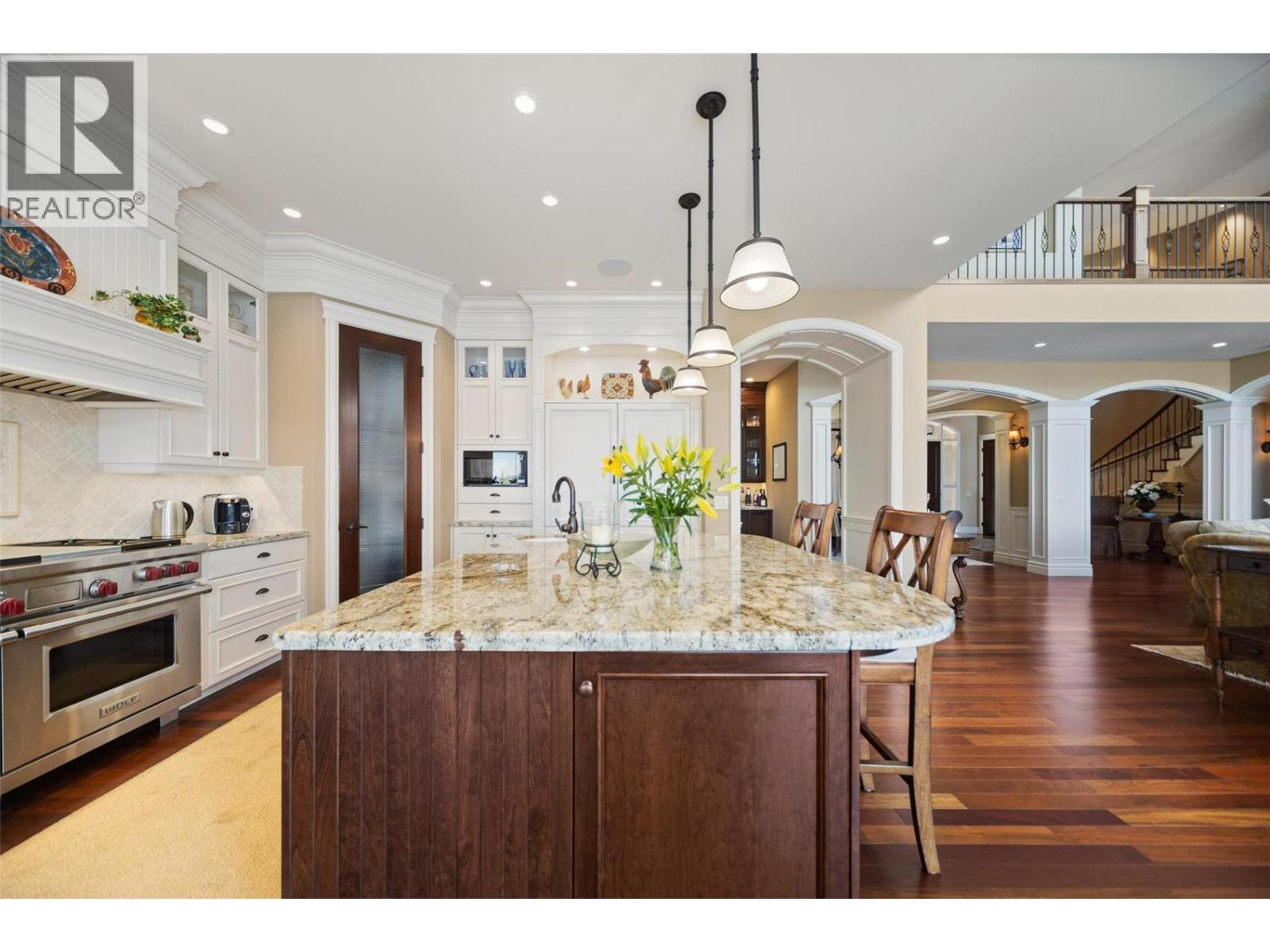 225 Swick Road, Kelowna, BC - Indoor Photo Showing Kitchen With Upgraded Kitchen
