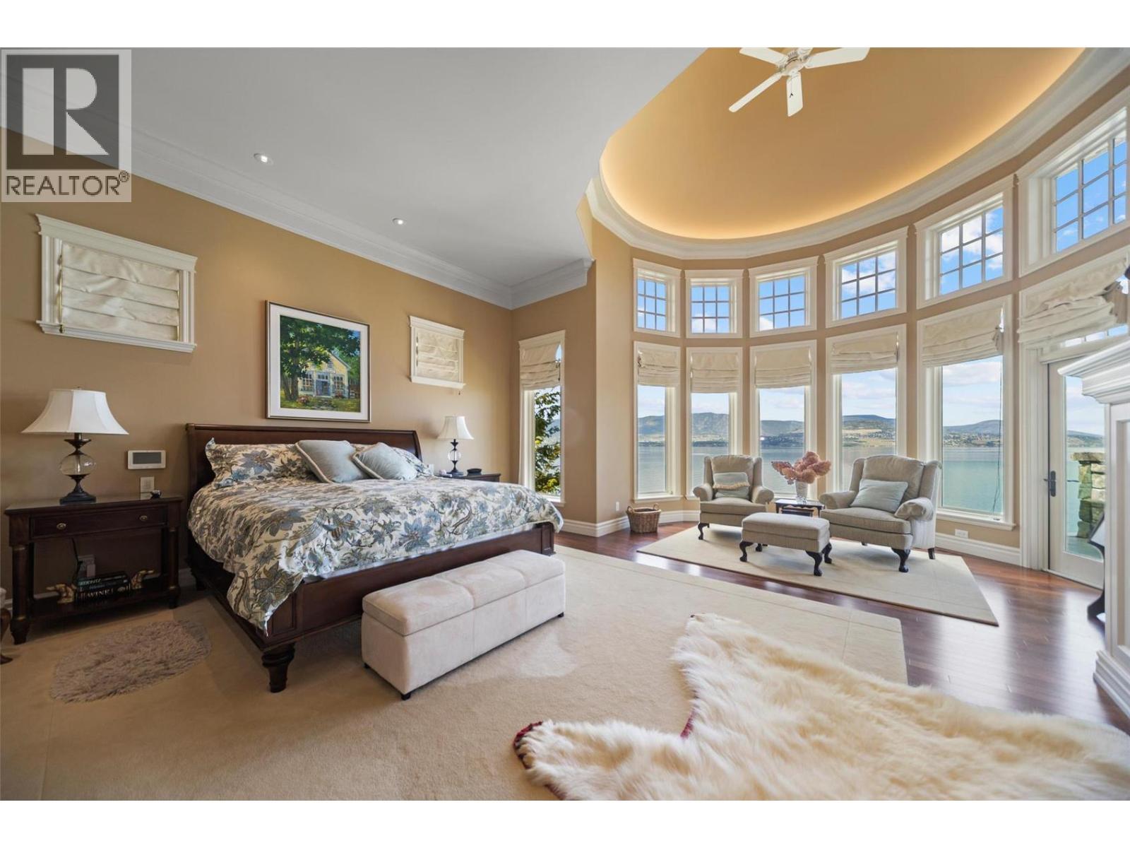 225 Swick Road, Kelowna, BC - Indoor Photo Showing Bedroom