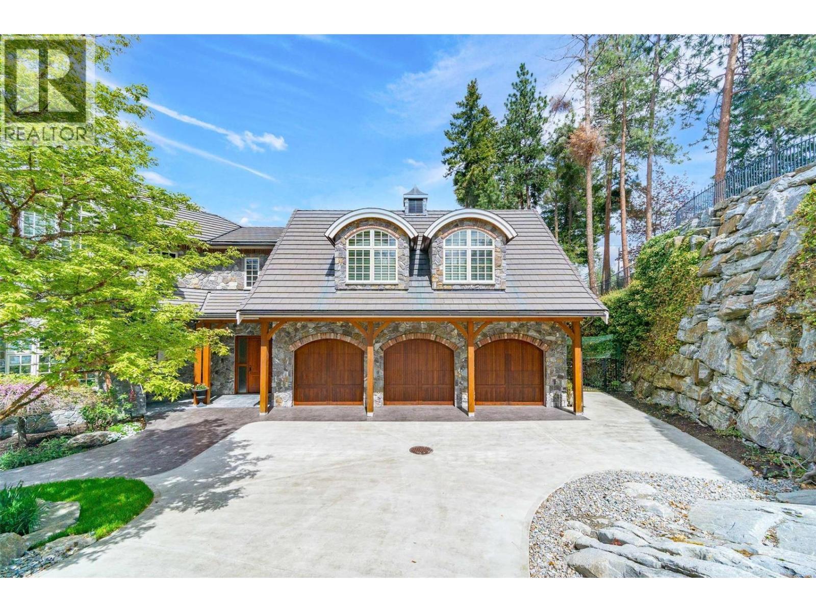 225 Swick Road, Kelowna, BC - Outdoor With Deck Patio Veranda