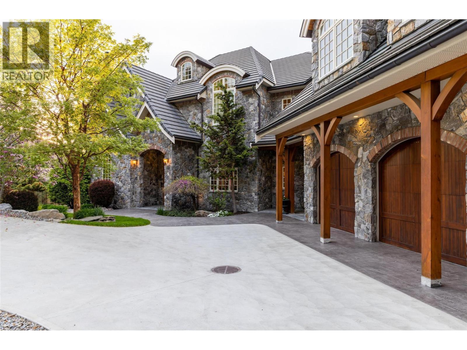 225 Swick Road, Kelowna, BC - Outdoor