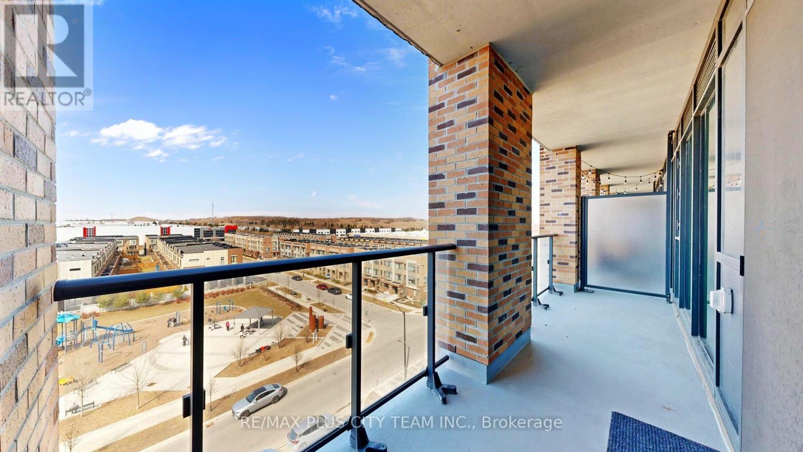 626 - 100 Eagle Rock Way, Vaughan, ON - Outdoor With Balcony