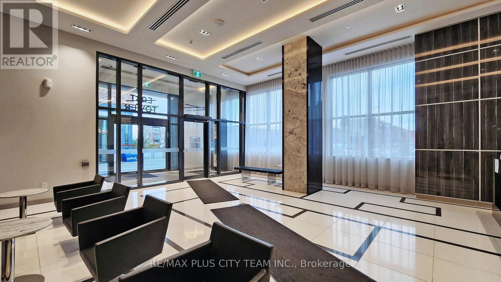 626 - 100 Eagle Rock Way, Vaughan, ON - Indoor Photo Showing Other Room