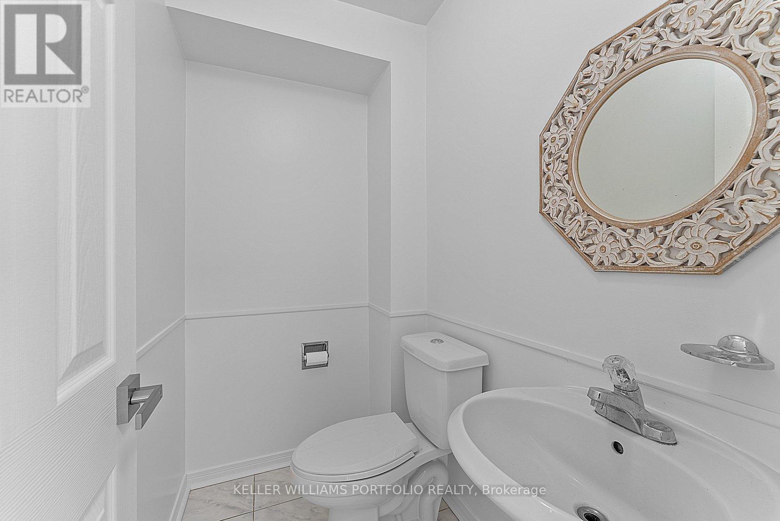 502 Turnbridge Road, Mississauga, ON - Indoor Photo Showing Bathroom