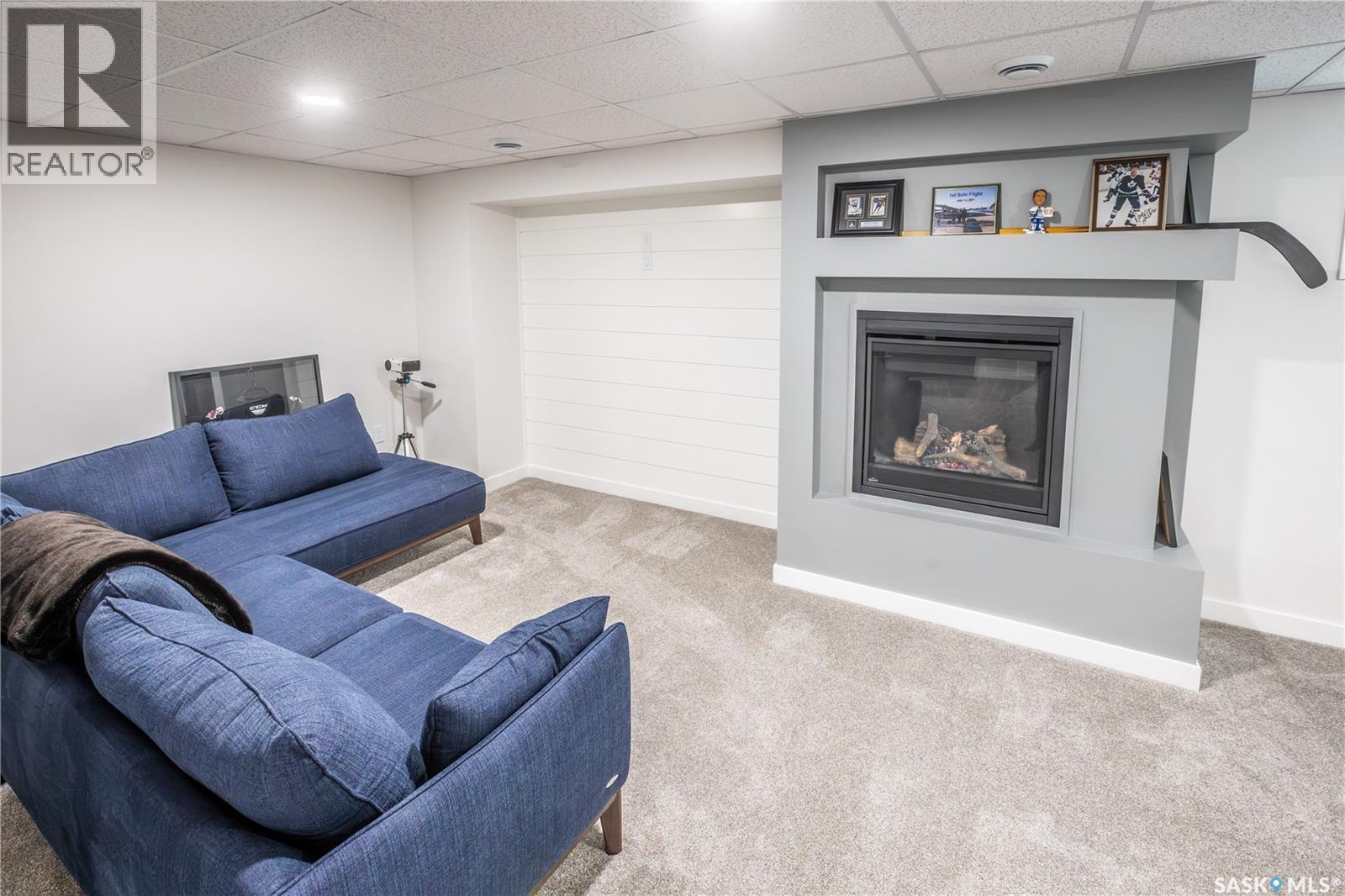 1002 Maplewood Drive, Moose Jaw, SK - Indoor With Fireplace