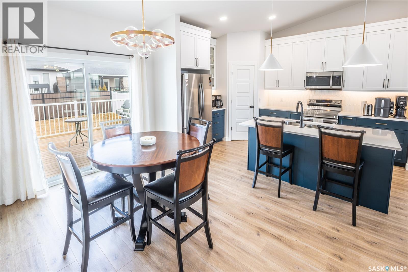 1002 Maplewood Drive, Moose Jaw, SK - Indoor