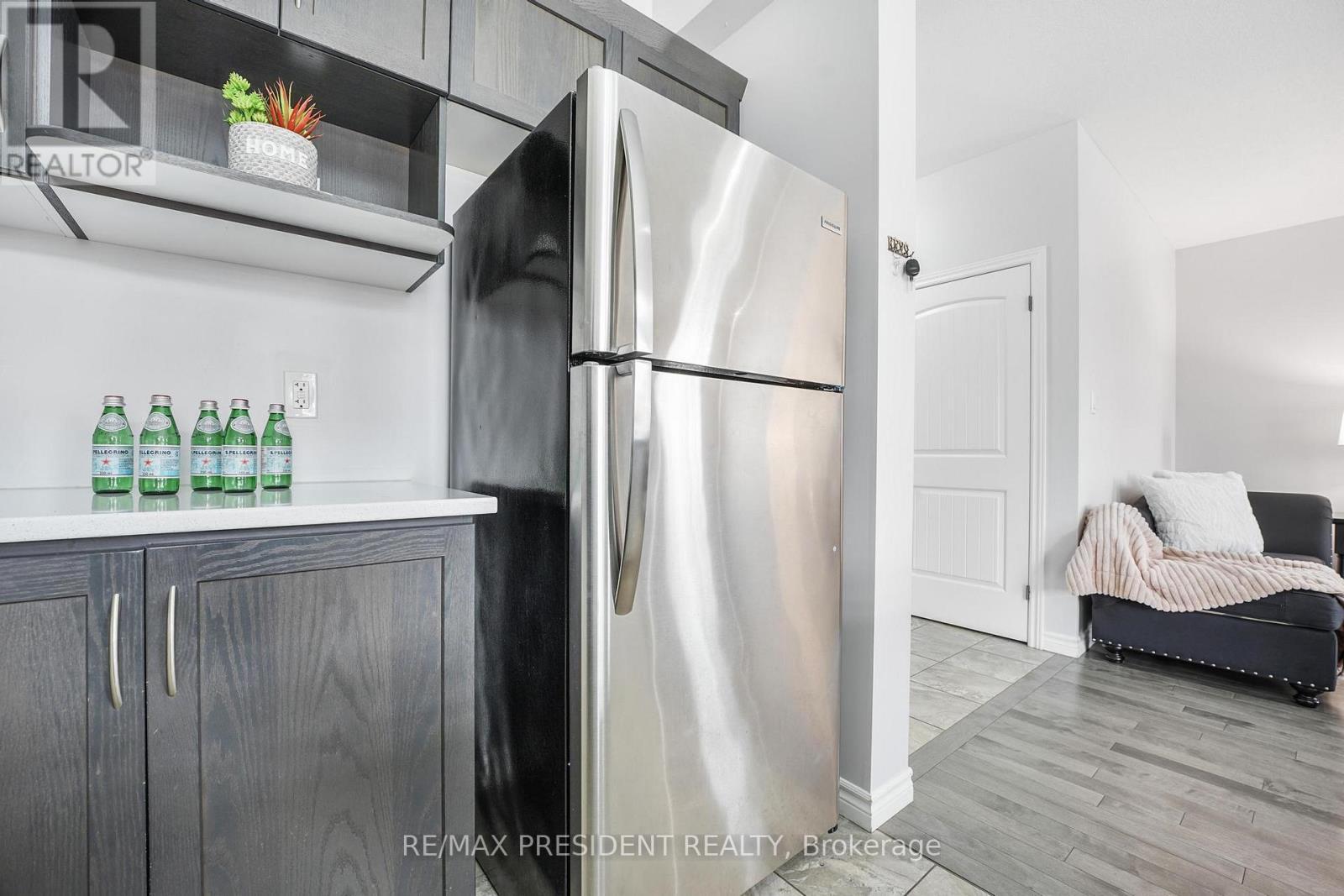 505 Sophia Crescent, London North, ON - Indoor