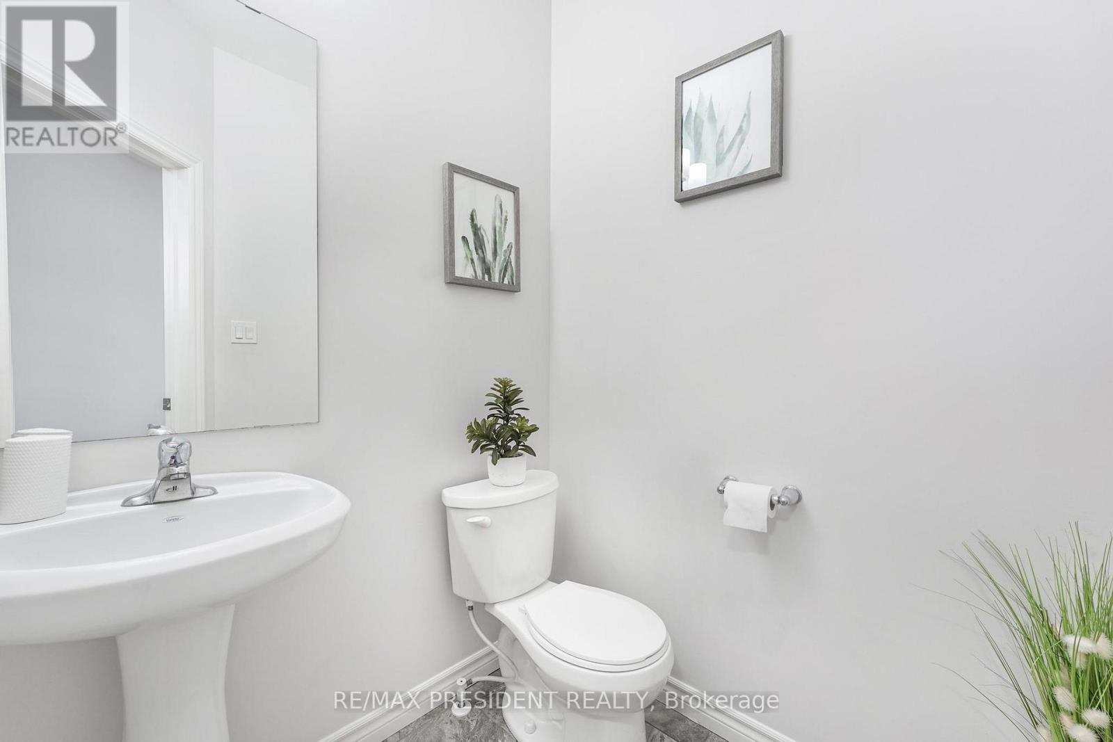 505 Sophia Crescent, London North, ON - Indoor Photo Showing Bathroom