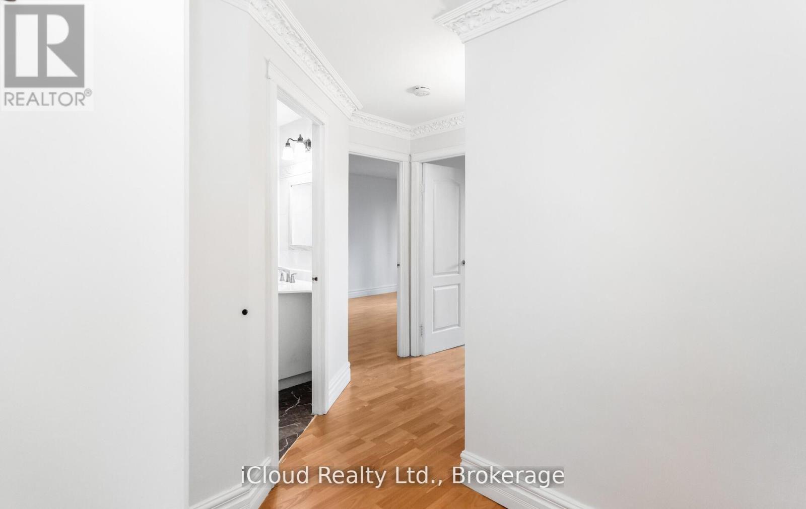 837 - 33 Harbour Square, Toronto, ON - Photo Showing Other Room