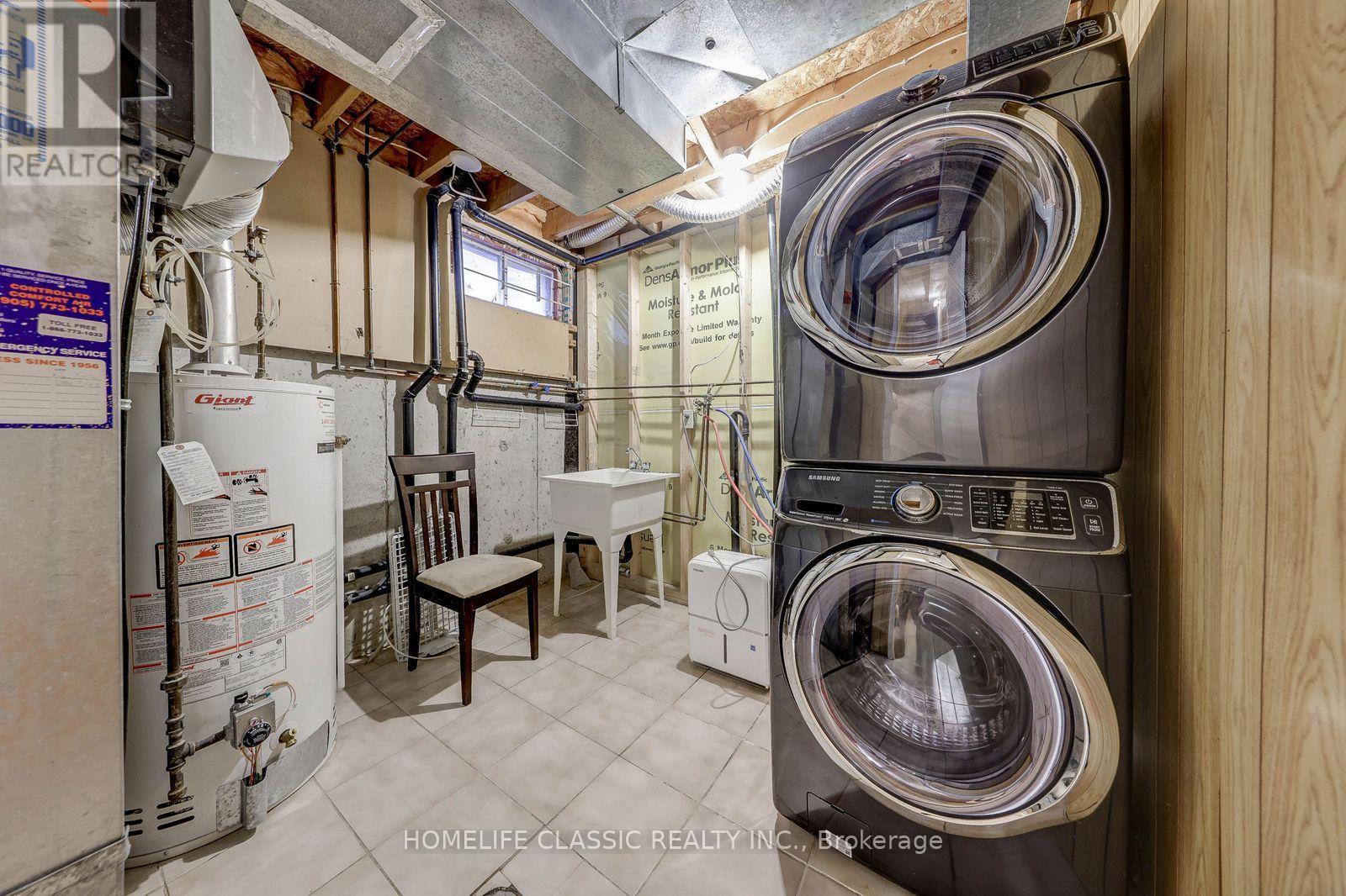 Laundry/furnace rm in Bsm't - 56 Gray Crescent, Richmond Hill, ON - Indoor Photo Showing Laundry Room