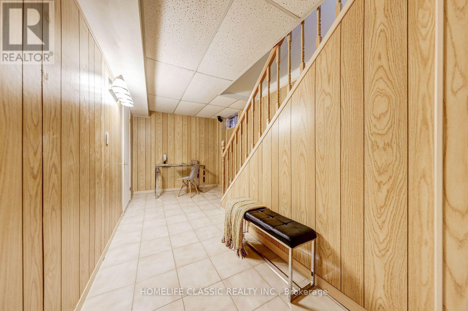 56 Gray Crescent, Richmond Hill, ON - Indoor Photo Showing Other Room