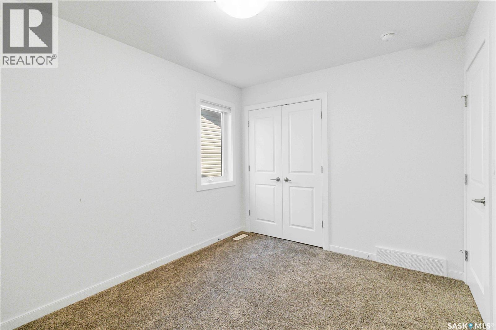 453 L Avenue S, Saskatoon, SK - Indoor Photo Showing Other Room