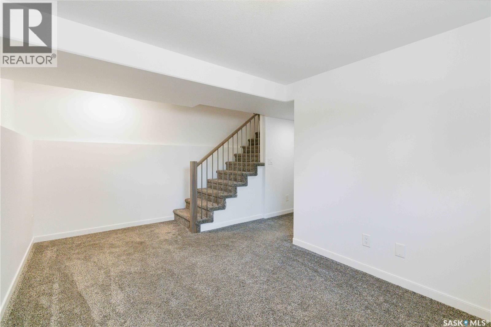 453 L Avenue S, Saskatoon, SK - Indoor Photo Showing Other Room