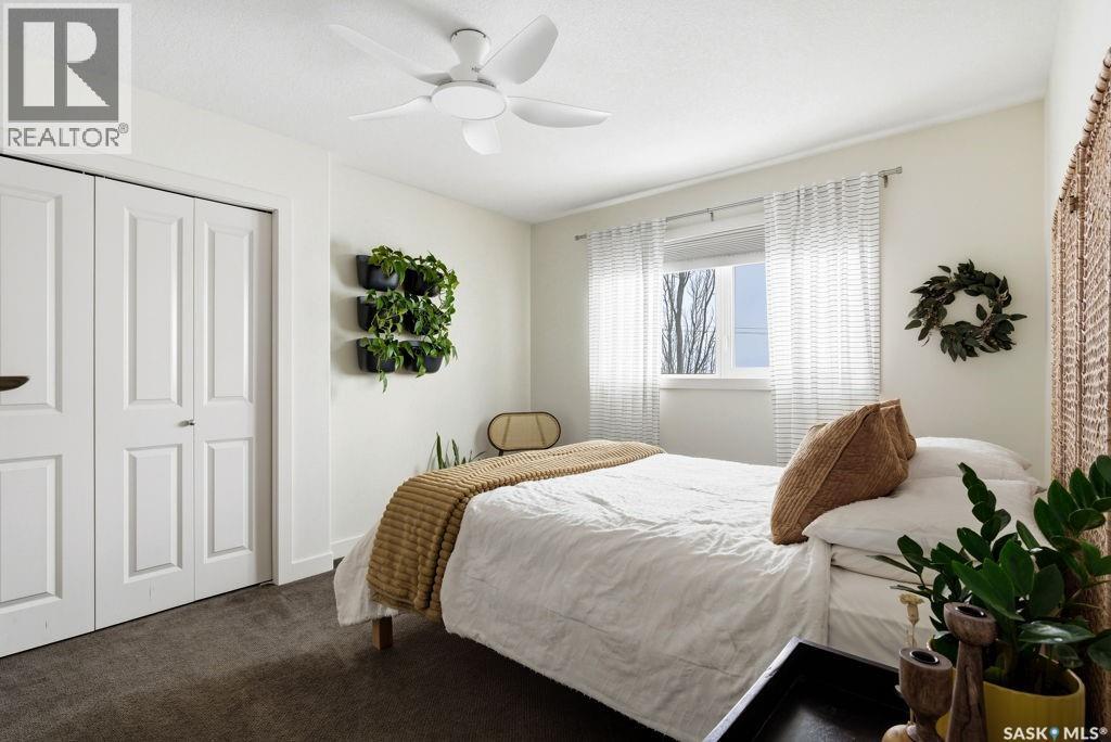2722 Alfred Crescent, Regina, SK - Indoor Photo Showing Bedroom