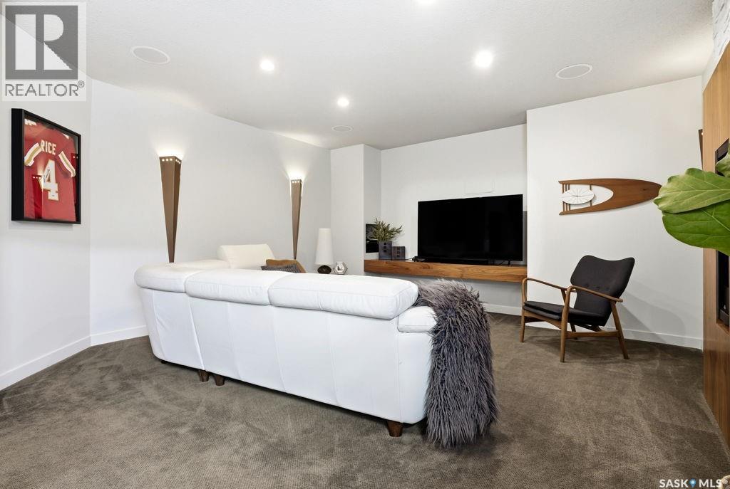 2722 Alfred Crescent, Regina, SK - Indoor Photo Showing Living Room