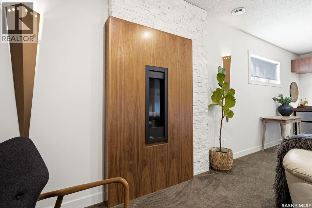 2722 Alfred Crescent, Regina, SK - Indoor