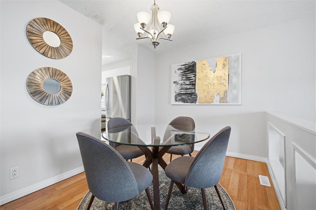 B 67 Apple Lane, Winnipeg, MB - Indoor Photo Showing Dining Room