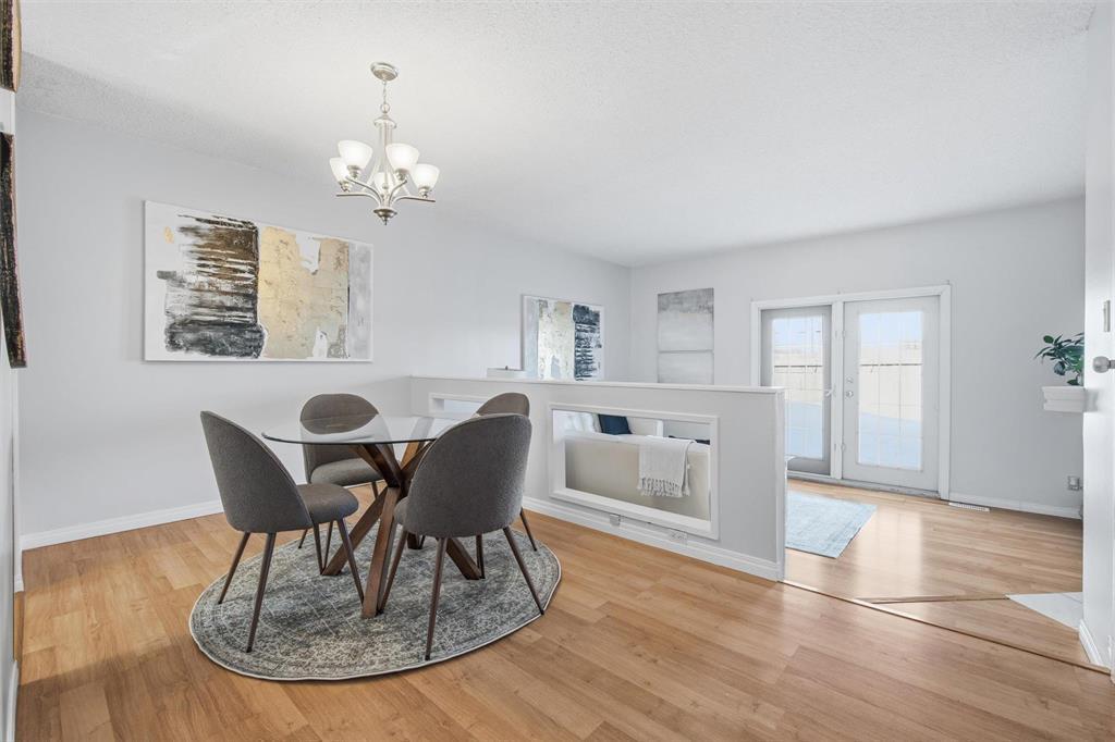 B 67 Apple Lane, Winnipeg, MB - Indoor Photo Showing Dining Room