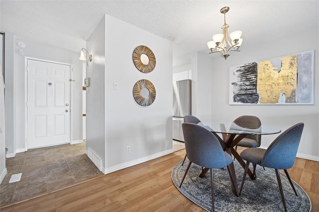 B 67 Apple Lane, Winnipeg, MB - Indoor Photo Showing Dining Room