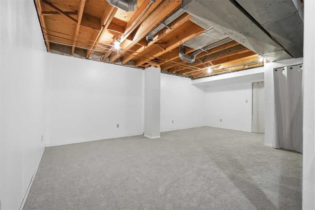 B 67 Apple Lane, Winnipeg, MB - Indoor Photo Showing Basement