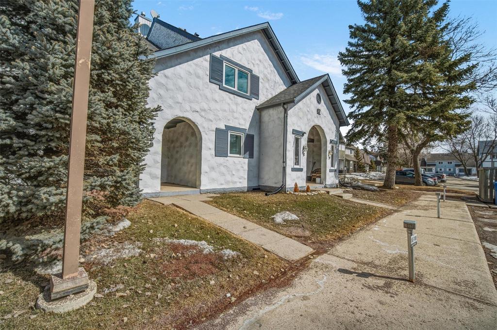 B 67 Apple Lane, Winnipeg, MB - Outdoor