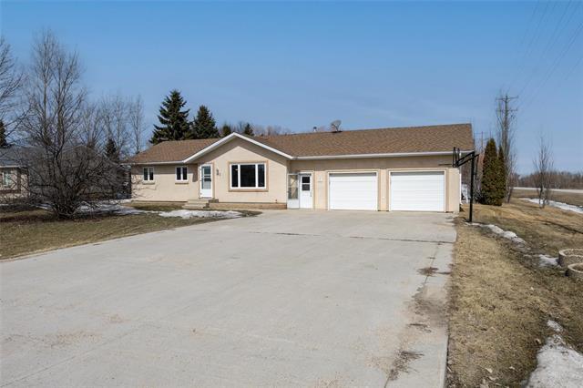 2 Deerfield Trl, Steinbach, MB