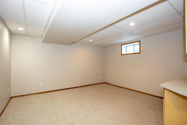 2 Deerfield Trl, Steinbach, MB