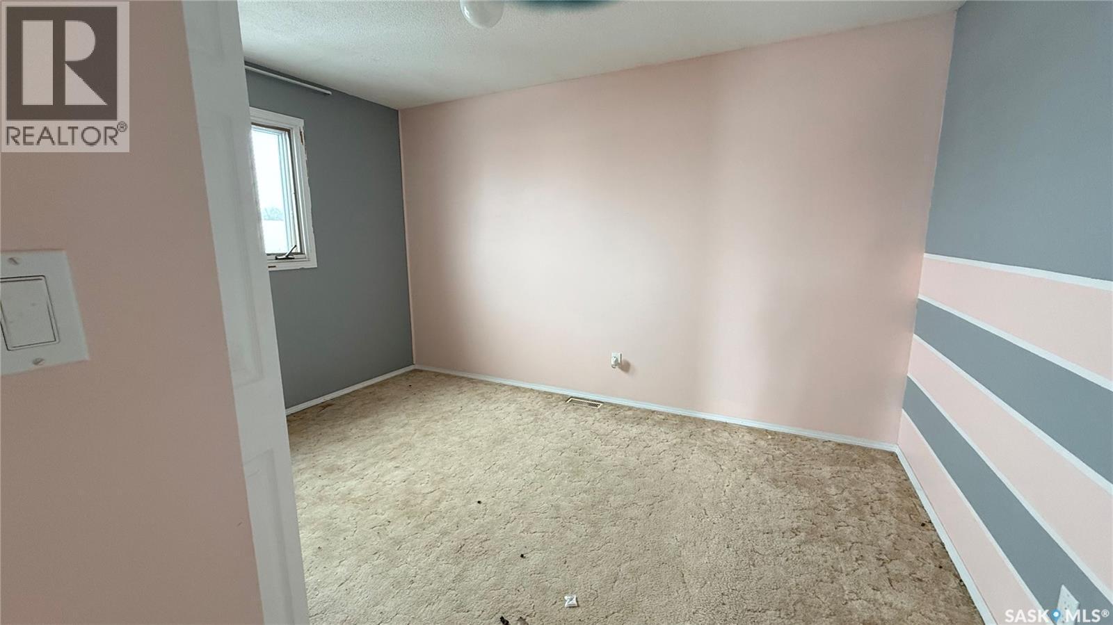 468 Petterson Drive, Estevan, SK - Indoor Photo Showing Other Room