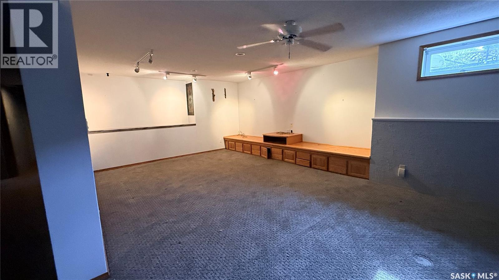 468 Petterson Drive, Estevan, SK - Indoor Photo Showing Other Room