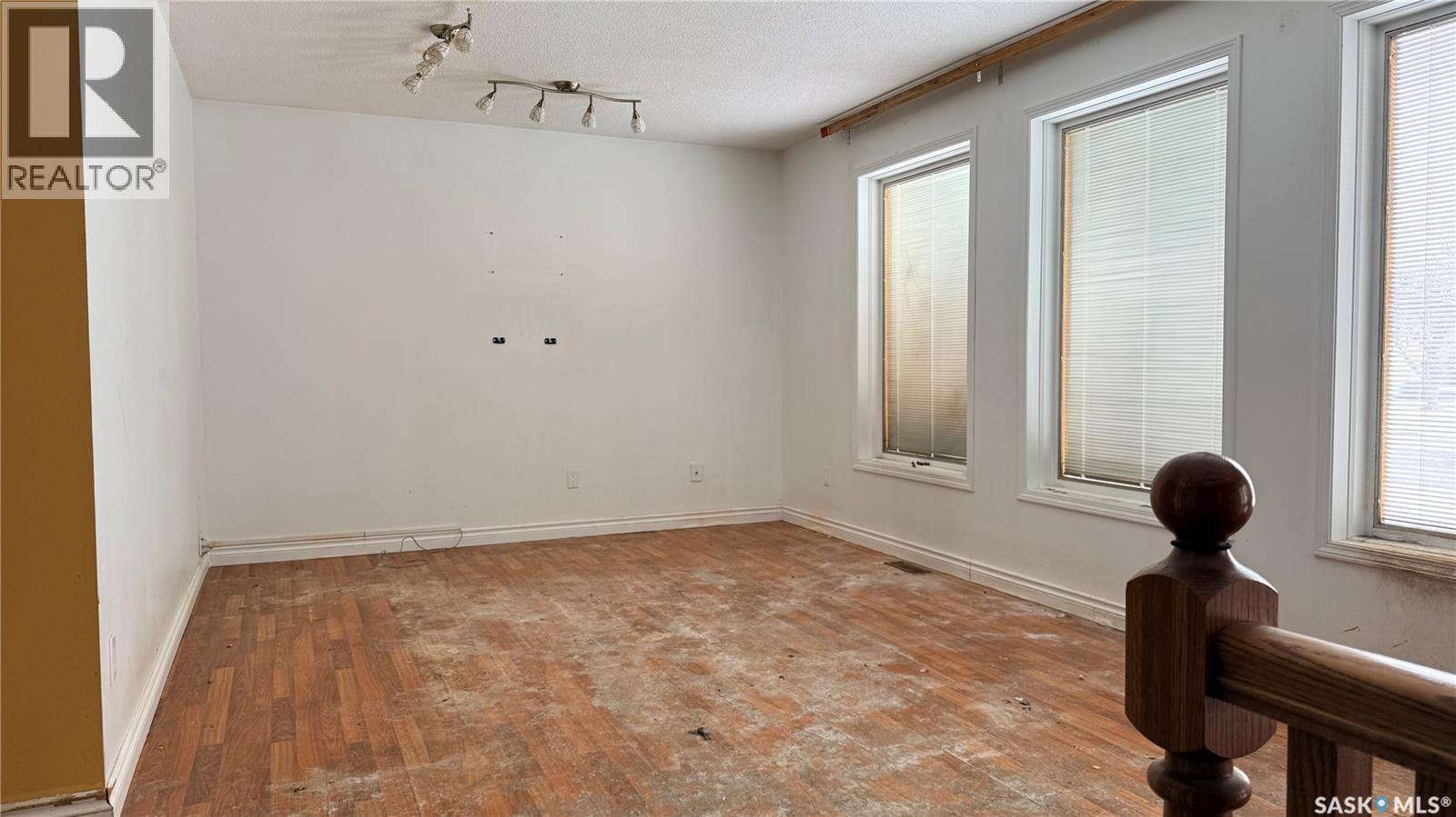 468 Petterson Drive, Estevan, SK - Indoor Photo Showing Other Room