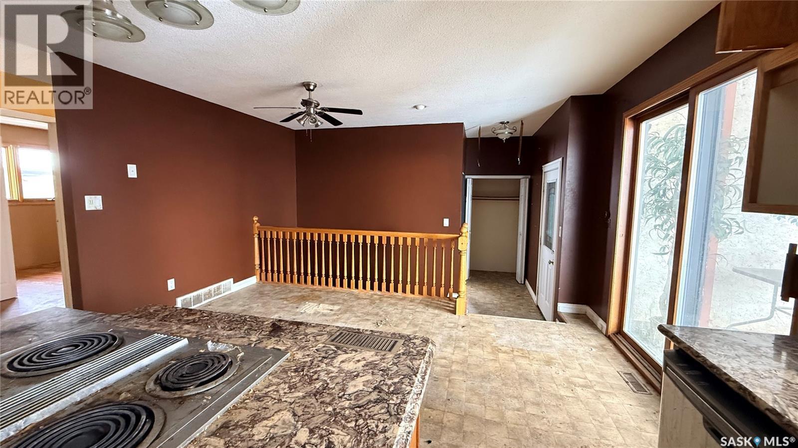468 Petterson Drive, Estevan, SK - Indoor