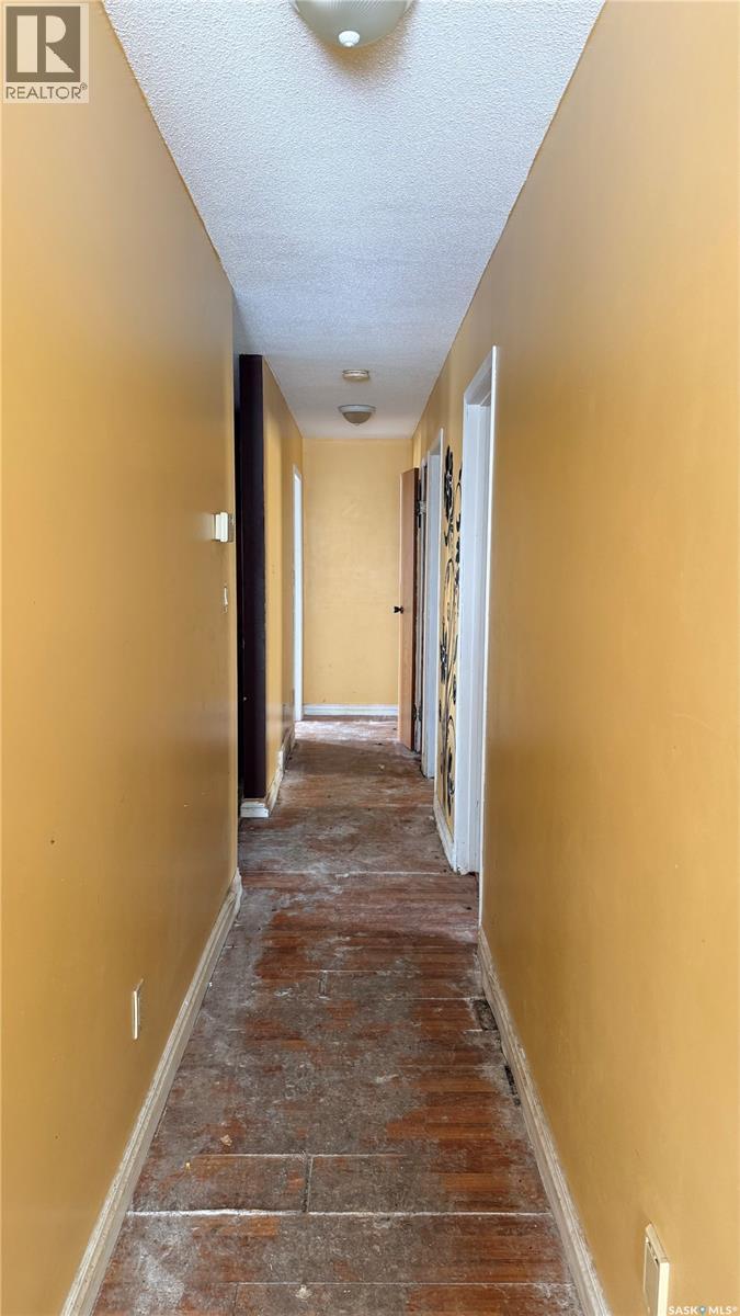 468 Petterson Drive, Estevan, SK - Indoor Photo Showing Other Room