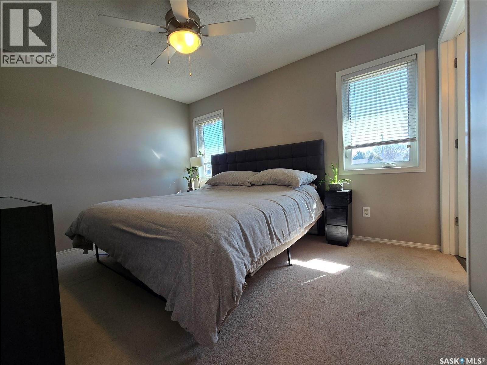 752 Mctaggart Drive, Weyburn, SK - Indoor Photo Showing Bedroom