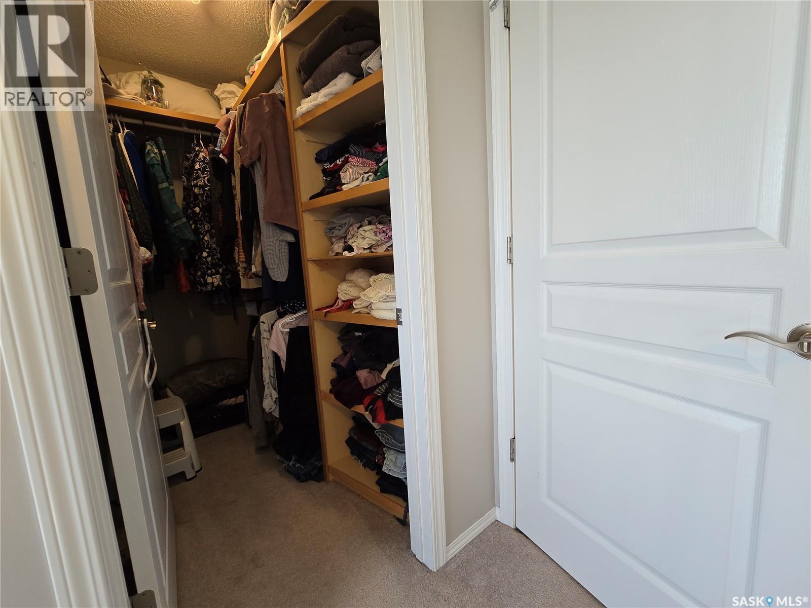 752 Mctaggart Drive, Weyburn, SK - Indoor Photo Showing Other Room