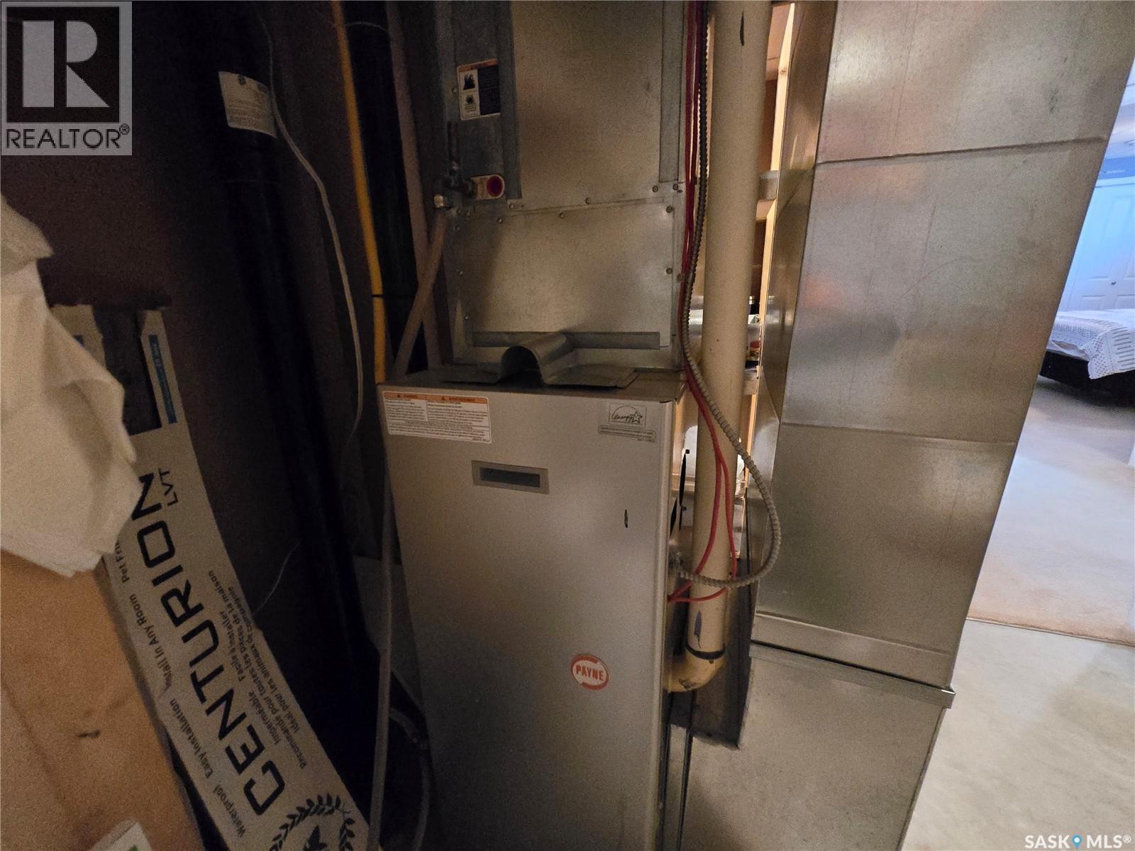 752 Mctaggart Drive, Weyburn, SK - Indoor Photo Showing Basement