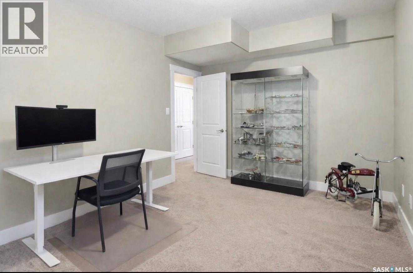 511 Bennion Terrace, Saskatoon, SK - Indoor Photo Showing Other Room