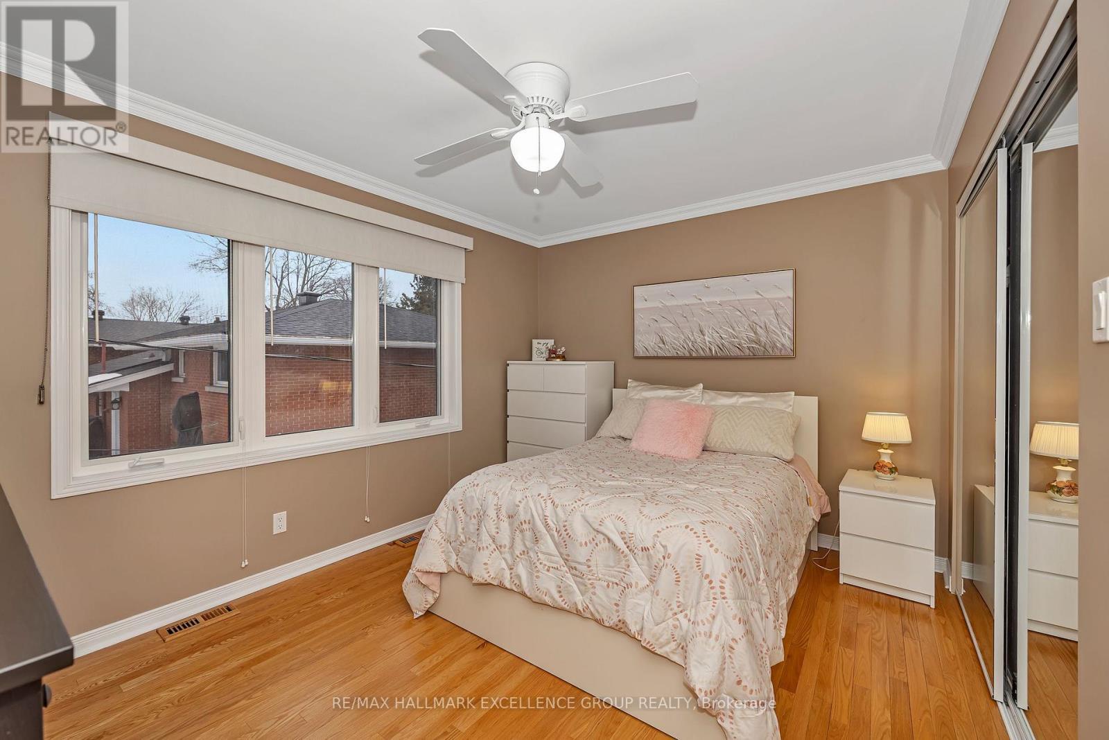 2691 Colman Street, Ottawa, ON - Indoor Photo Showing Bedroom