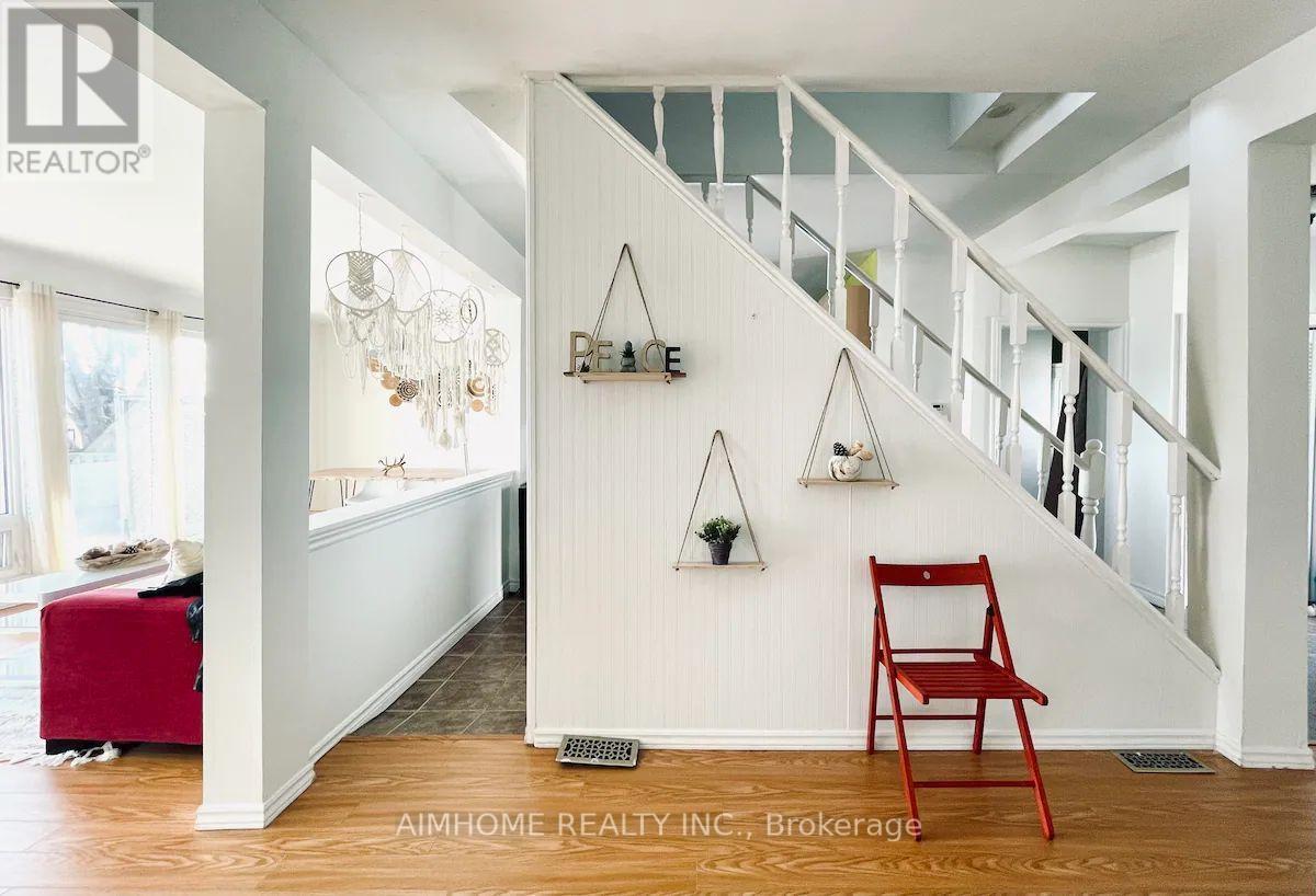 59 Muskoka Avenue, Oshawa, ON - Indoor Photo Showing Other Room
