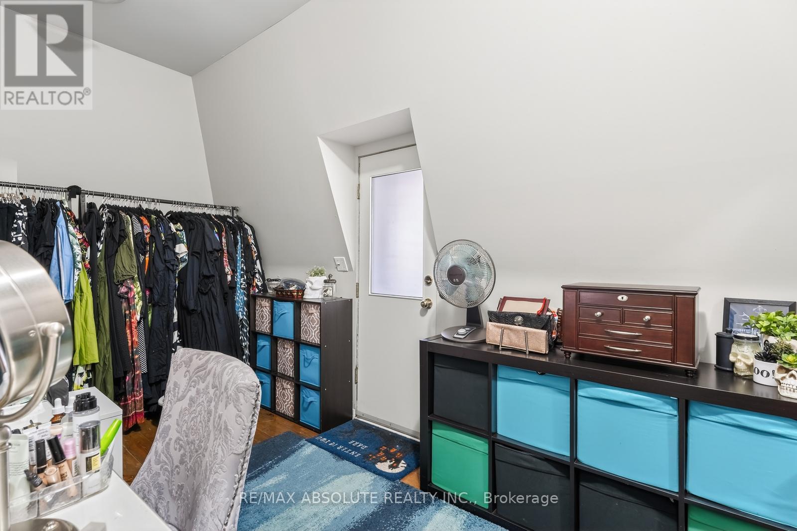 231 Bell Street N, Ottawa, ON - Indoor