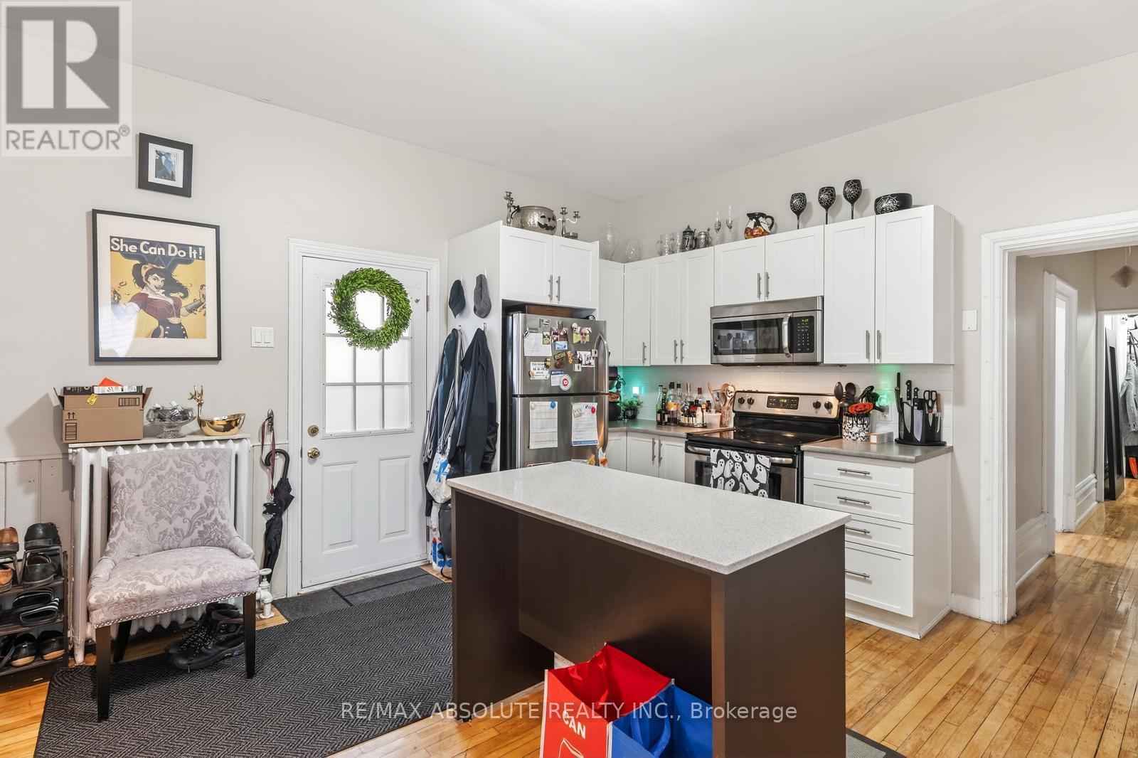 231 Bell Street N, Ottawa, ON - Indoor Photo Showing Kitchen