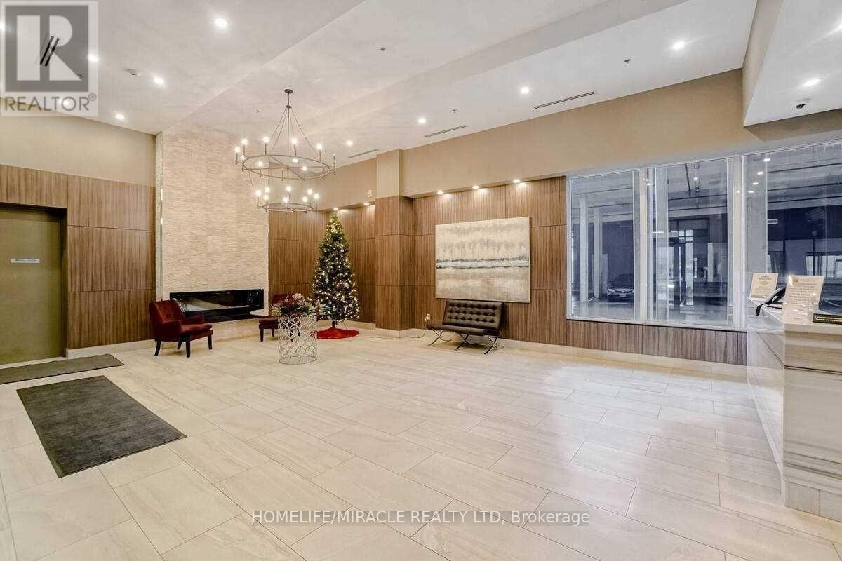 602 - 560 North Service Road, Grimsby, ON - Indoor Photo Showing Other Room