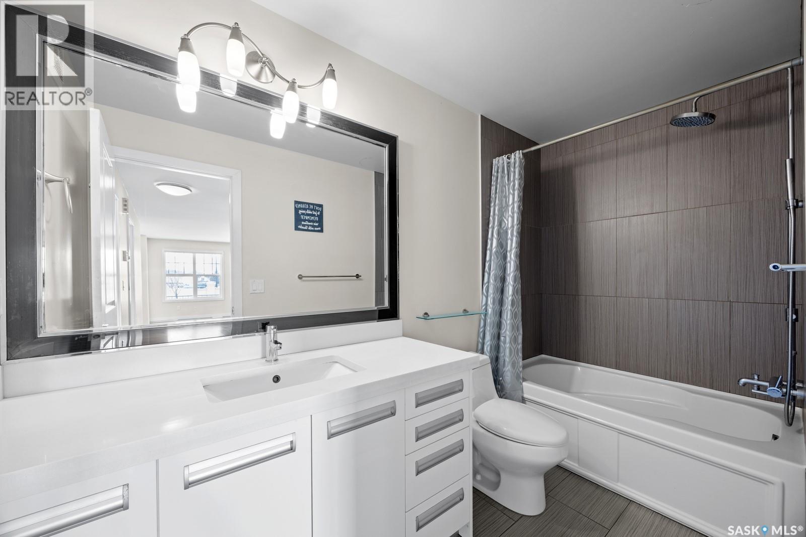 513 2315 Mcclocklin Road, Saskatoon, SK - Indoor Photo Showing Bathroom
