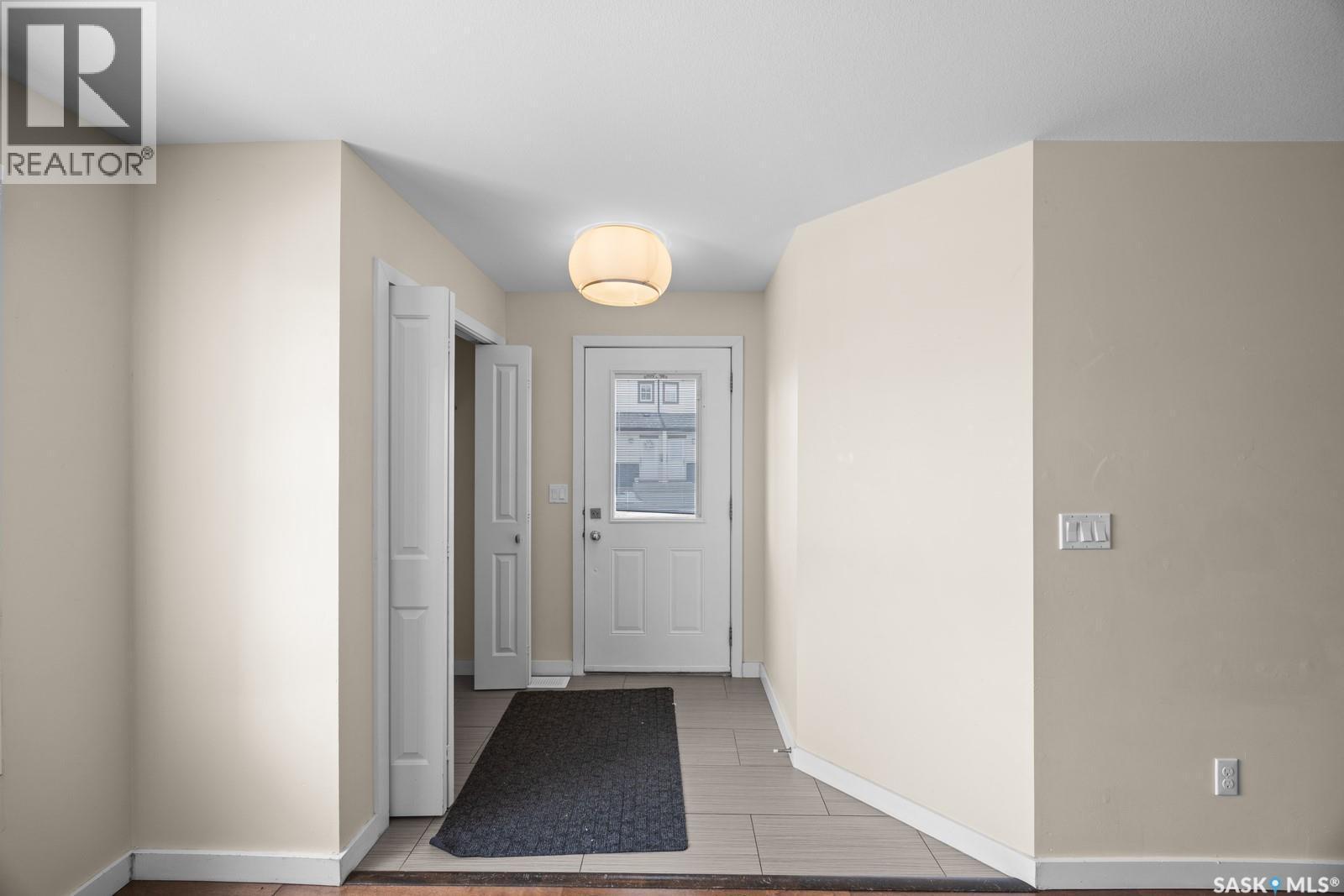 513 2315 Mcclocklin Road, Saskatoon, SK - Indoor Photo Showing Other Room