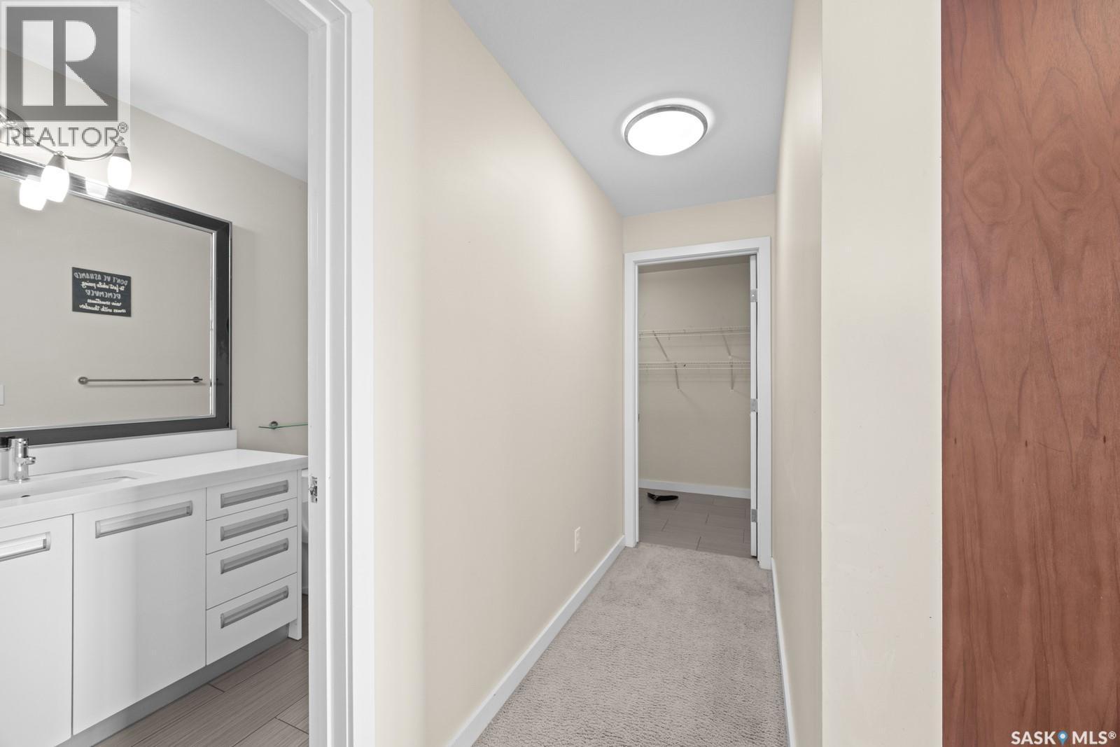 513 2315 Mcclocklin Road, Saskatoon, SK - Indoor Photo Showing Other Room