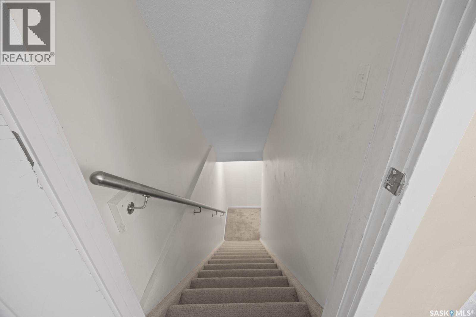 513 2315 Mcclocklin Road, Saskatoon, SK - Indoor