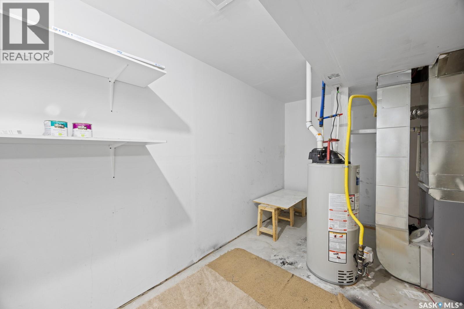 513 2315 Mcclocklin Road, Saskatoon, SK - Indoor