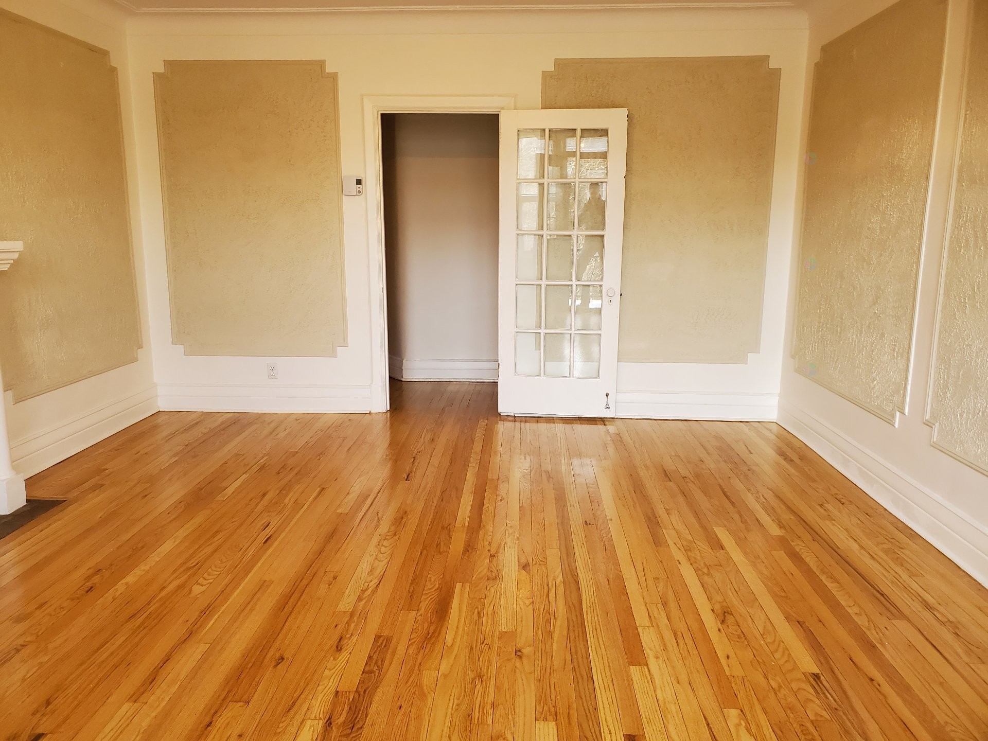 Living Room - 15-811 Av. Davaar, Montréal (Outremont), QC - Indoor Photo Showing Other Room