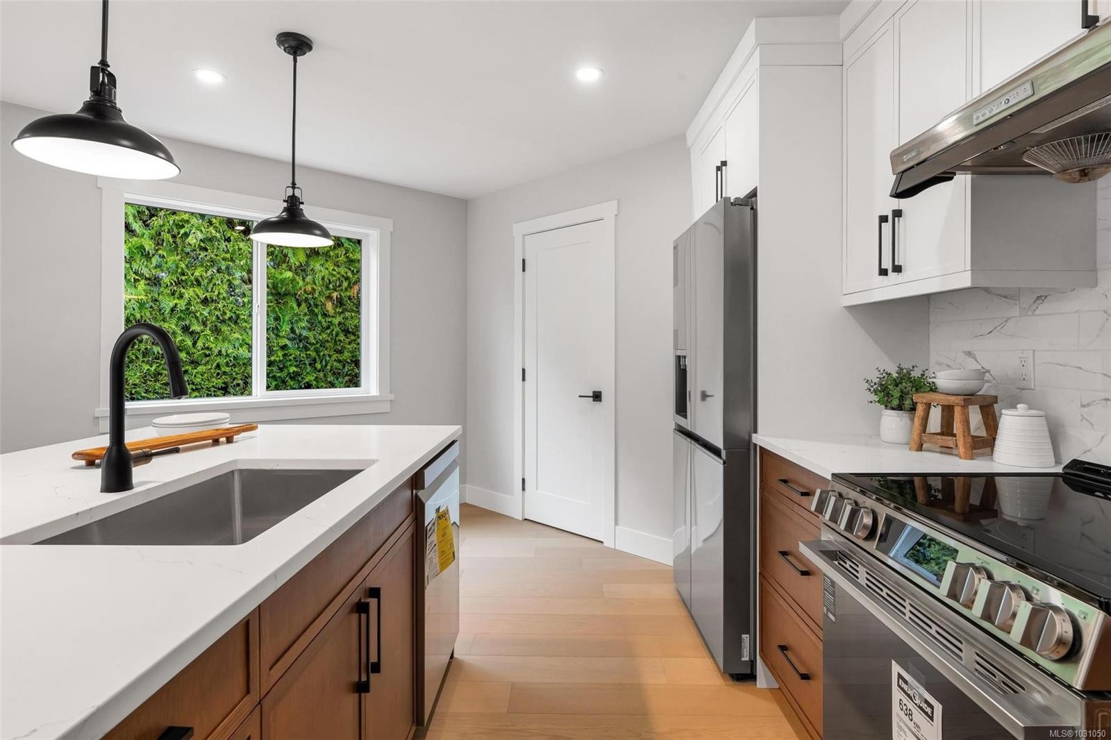 2297 Covington Pl, Saanich, BC