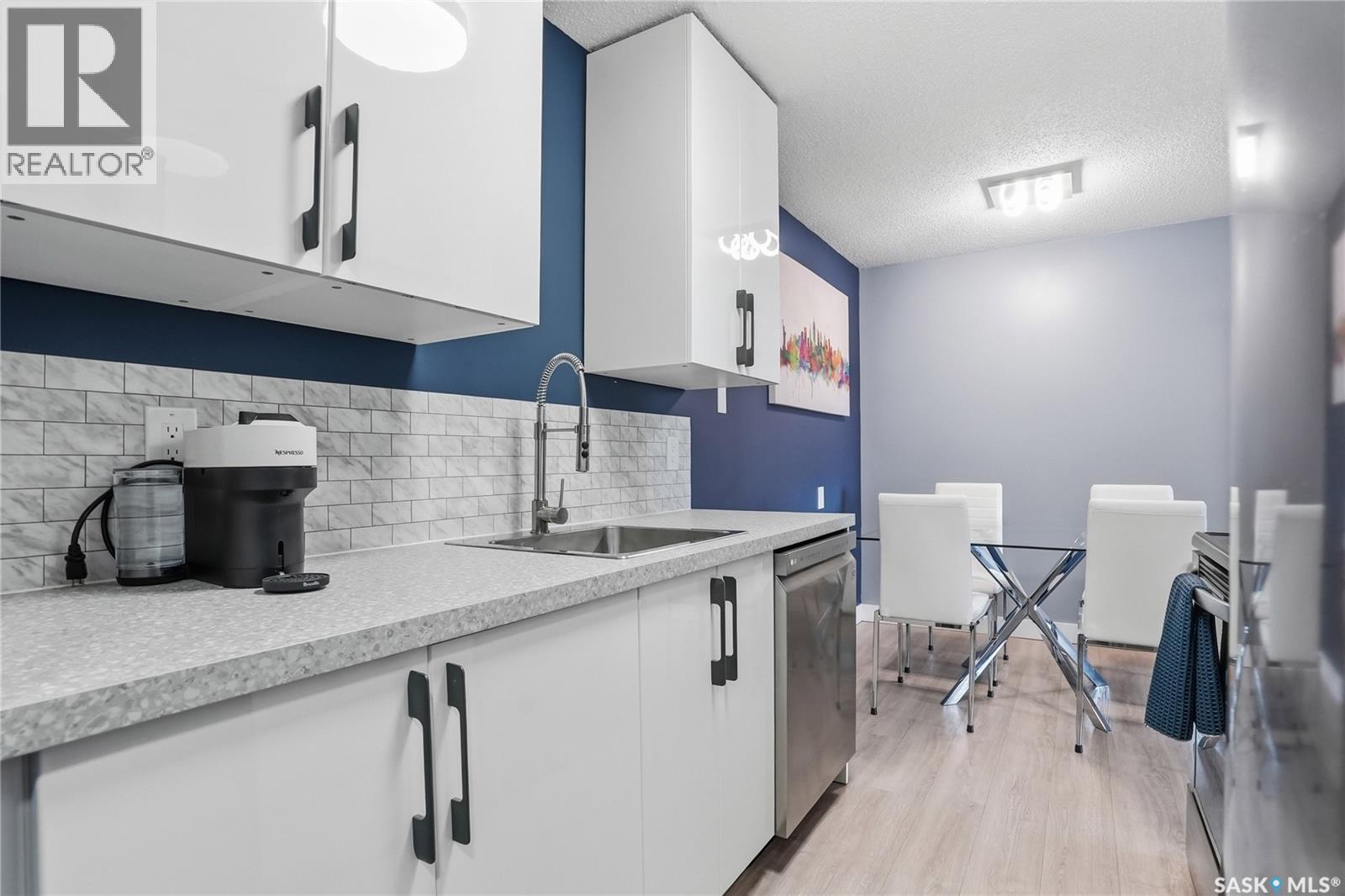 135 310 Stillwater Drive, Saskatoon, SK - Indoor Photo Showing Kitchen