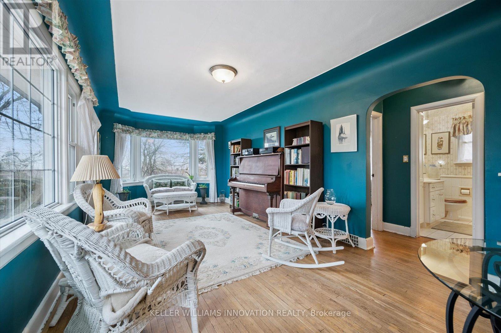 273 Thaler Avenue, Kitchener, ON - Indoor