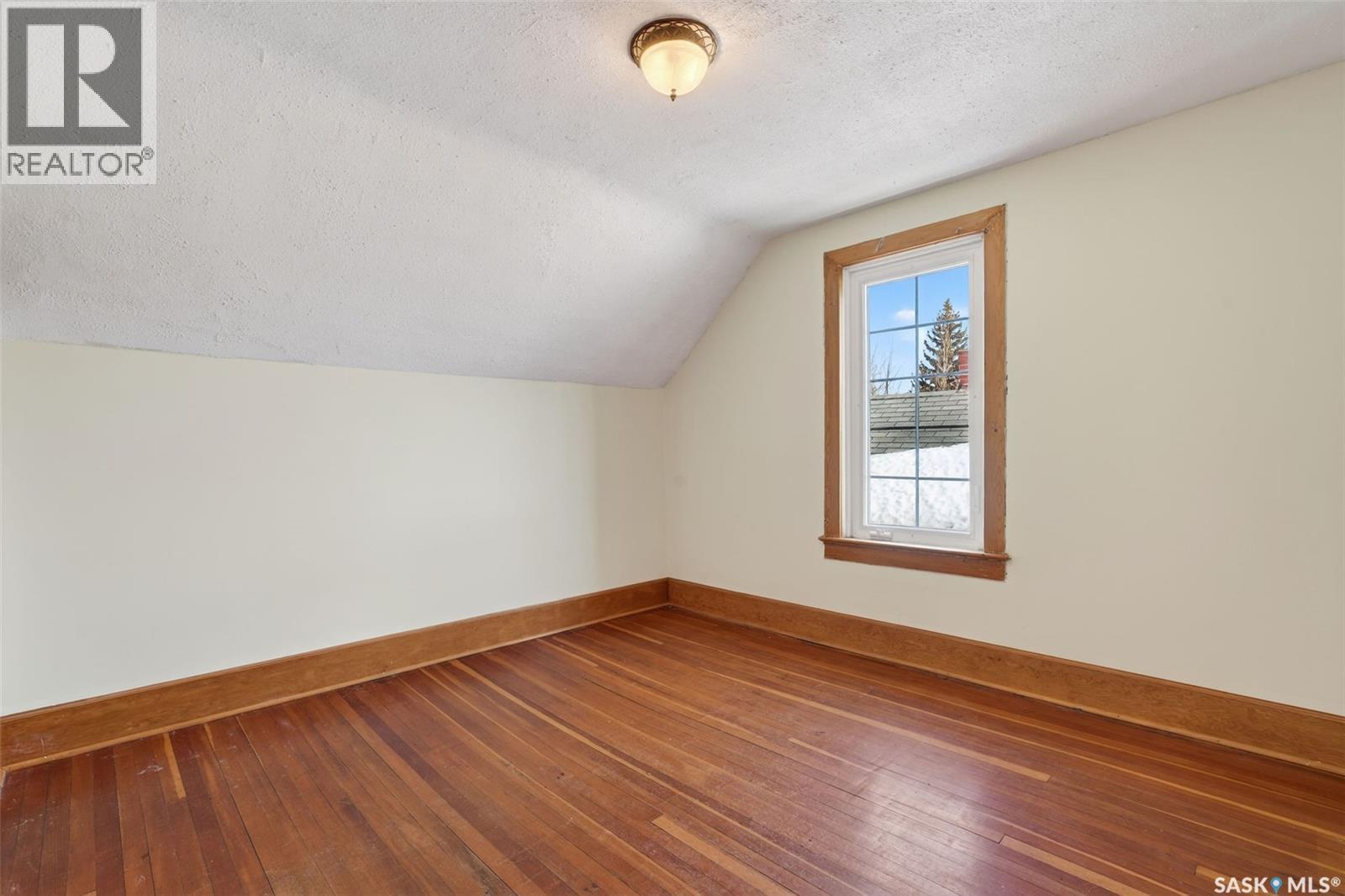408 10Th Street E, Prince Albert, SK - Indoor Photo Showing Other Room